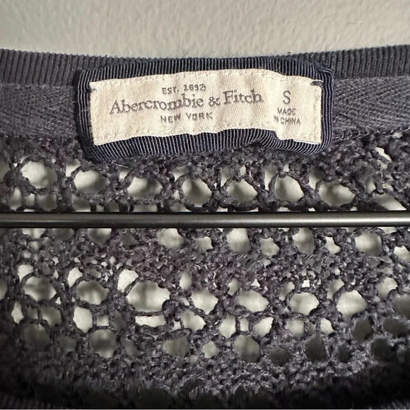 Abercrombie‎ and Fitch Black Sweater with Crochet back. Small - Picture 3 of 6